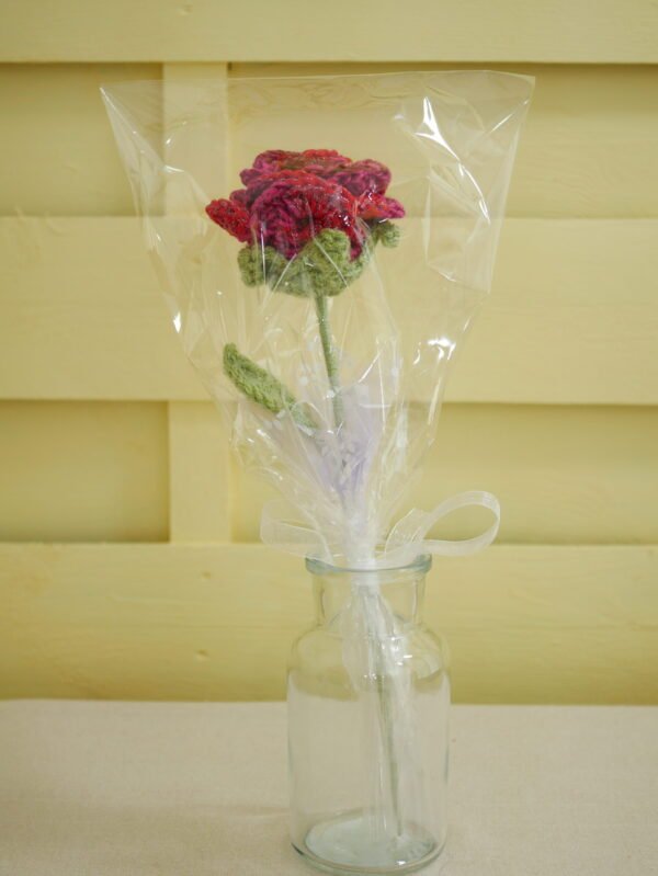 P1520299 (1) Rose singulière multicolore rose fuschia, rouge, paillettes, idéal pour cadeaux