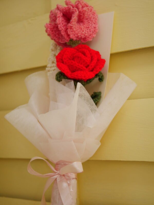 Bouquet éternel – Rouge rosé & douceur lilas