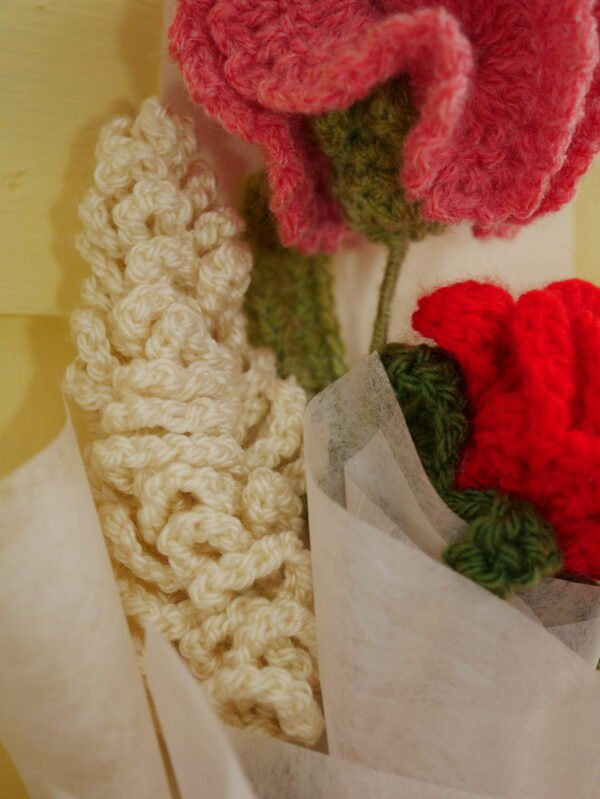 Bouquet éternel – Rouge rosé & douceur lilas