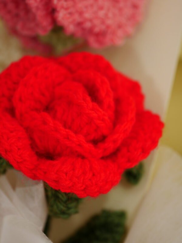 Bouquet éternel – Rouge rosé & douceur lilas