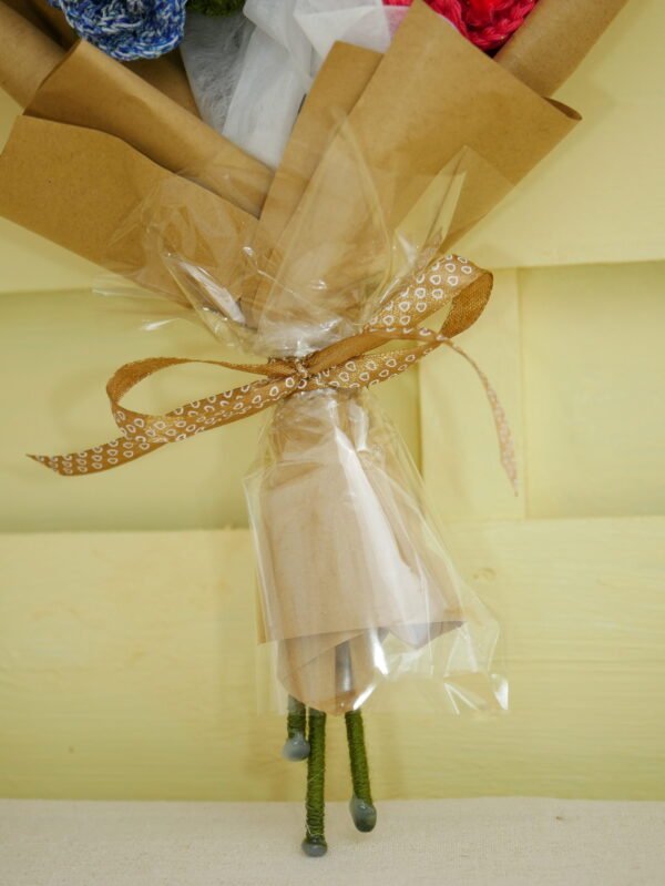 P1520657 Bouquet de roses éternelles en hommage au drapeau français