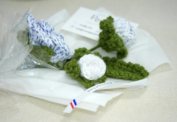 2 BOURGEONS 2 Rose et ses bourgeons chinés