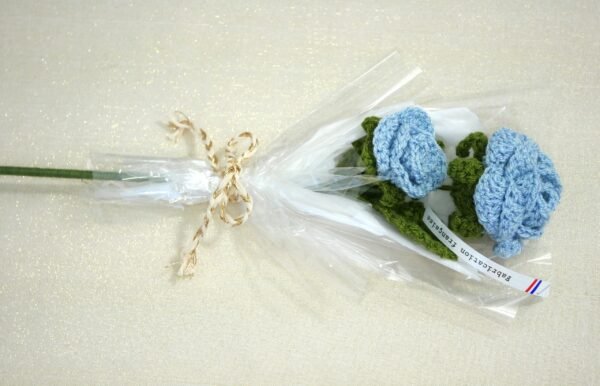 BLEU CIEL 2 2 roses ciel pailleté