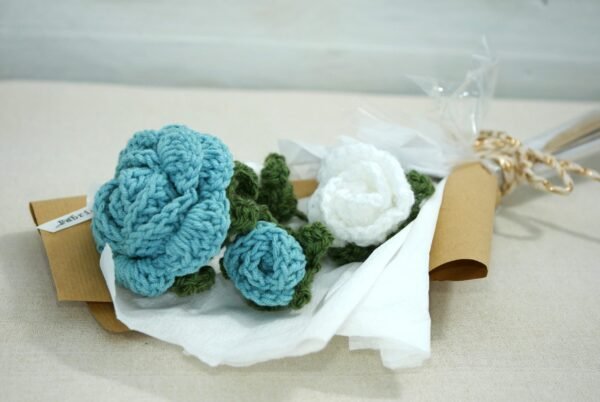 turquoise 8 Bouquet roses et bourgeons océan